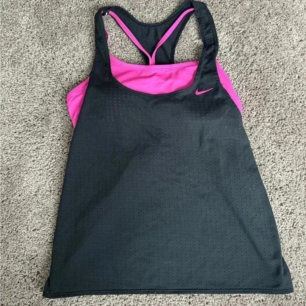 Nike Women's Black and Pink Tank Top - Picture 2 of 4